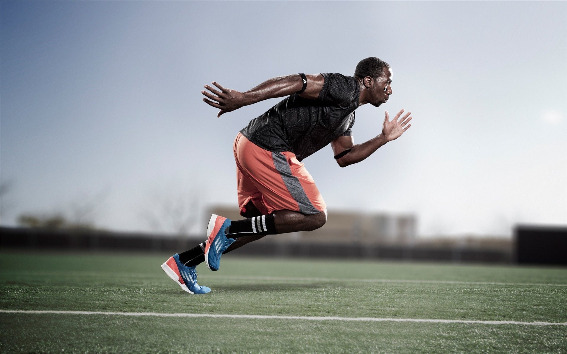 库里客场掘金猛龙，制胜三分诠释巨星唯一性