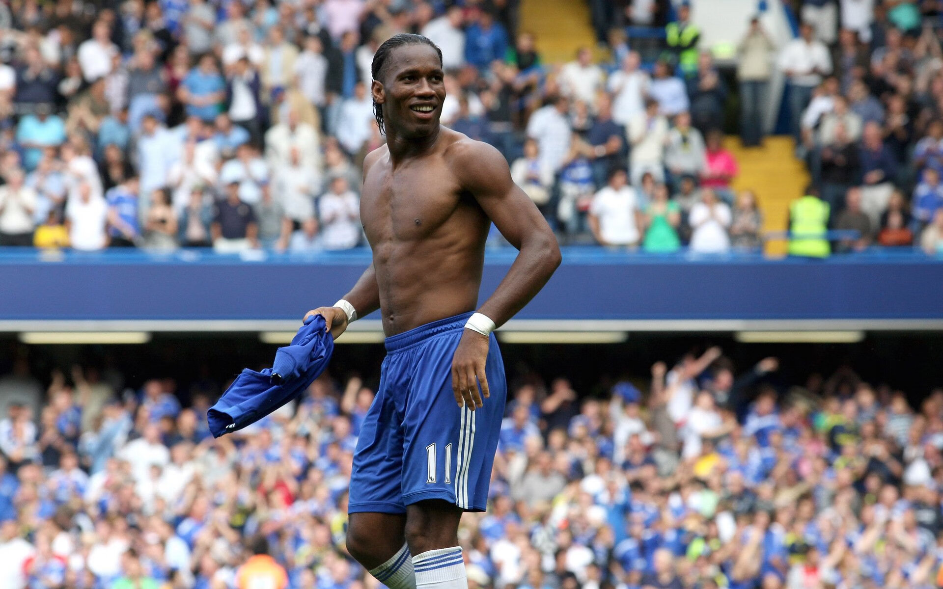 基米希的救赎，当巴萨铁蹄踏碎拜仁，一个德国心脏在西决生死战中接管比赛