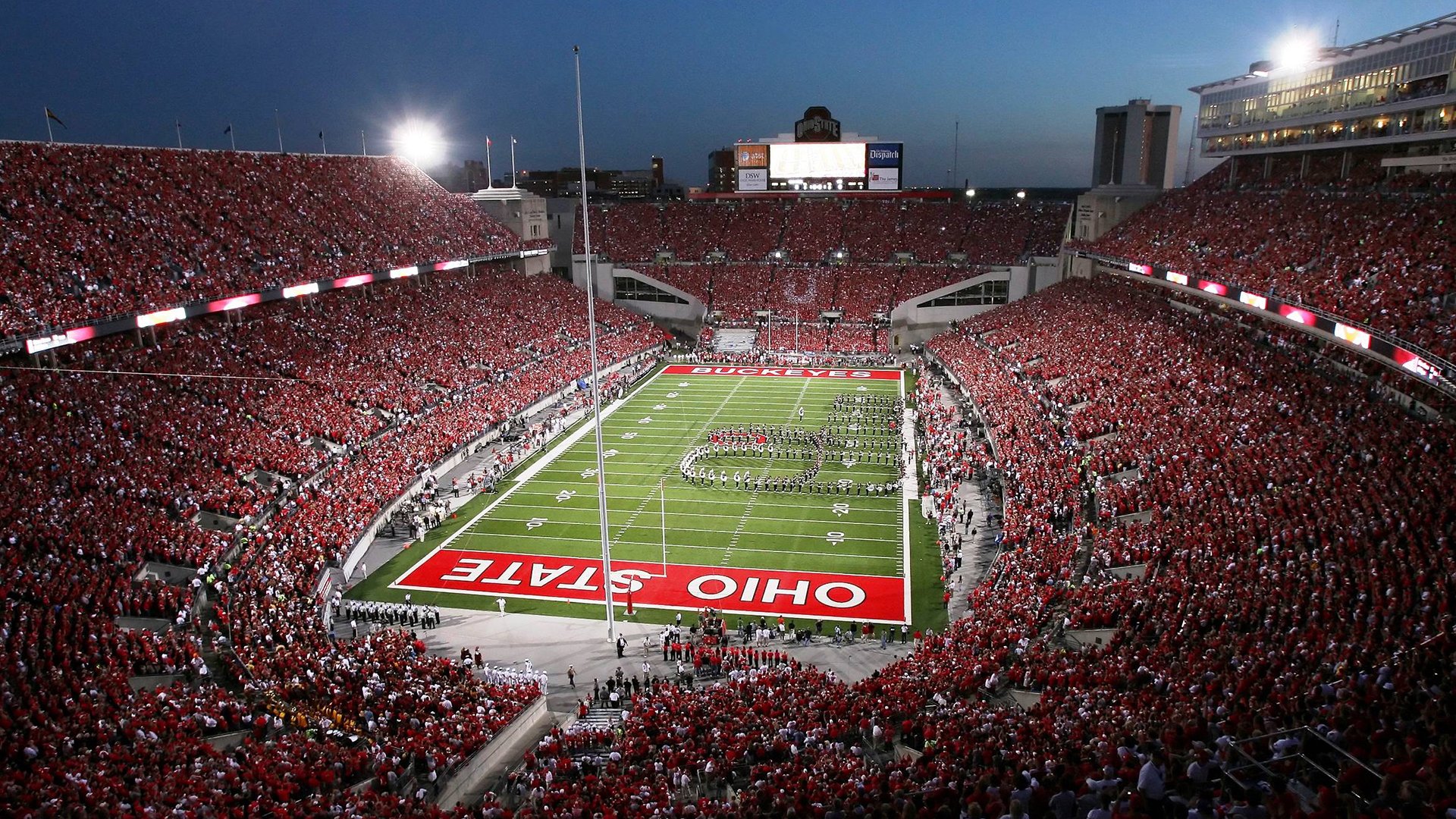 爱游戏官网-雷霆万钧，库里破晓，当团队完胜与个人传奇同夜闪耀